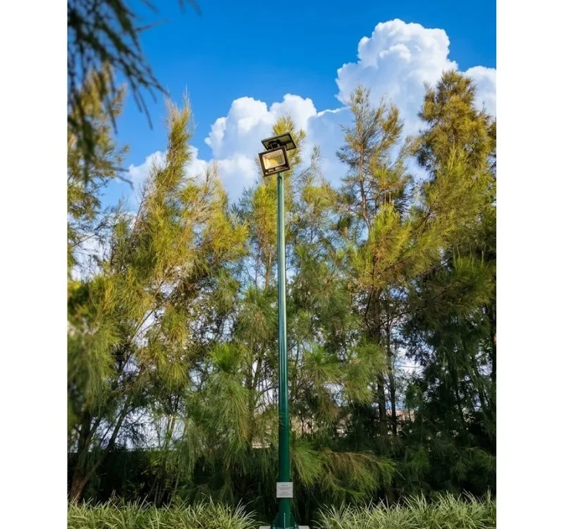 Buy Alltop 200W Solar Flood Light in Kenya for reliable outdoor lighting and security. Ideal for homes, farms, parking areas, businesses, compounds and driveways.